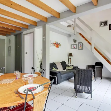 Mitoyen 3 Chambres, 60m², Belle Vue, 1km Centre-ville, Navette Ski, Parking, Terrasse - Fr-1-401-3 Prázdninový dům