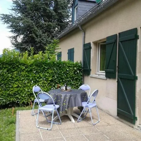 Mitoyen 3 Chambres, 60m², Belle Vue, 1km Centre-ville, Navette Ski, Parking, Terrasse - Fr-1-401-3 * Cauterets