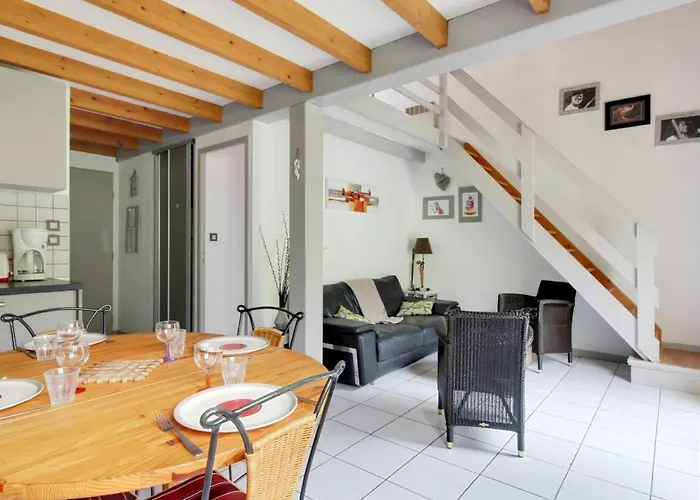 Mitoyen 3 Chambres, 60m², Belle Vue, 1km Centre-ville, Navette Ski, Parking, Terrasse - Fr-1-401-3 Prázdninový dům